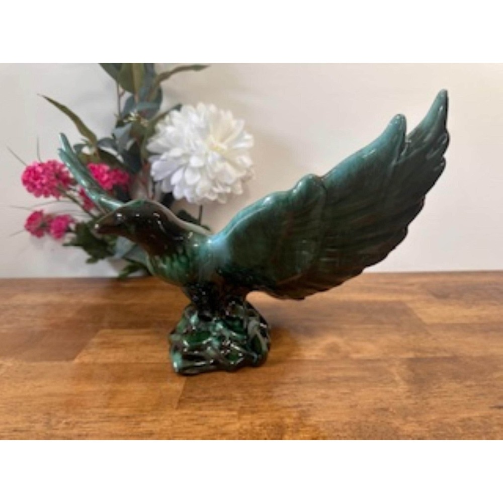 Vintage Blue Mountain Pottery Eagle Figurine – Canadian Art Pottery with Wings